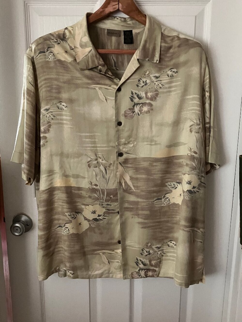 AXIST Silk Beige floral Hawaiian Aloha print Shirt slvs Button front Size 2XL